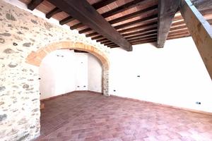CASA SEMINDIPENDENTE A MONTECATINI-TERME