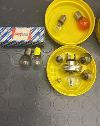 Set lampadine auto ricambi vintage