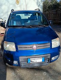 Fiat Panda 4x4 1.2 Climbing – no SUV – vera 4x4!