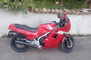 Honda vf 1000 f 2 bold or