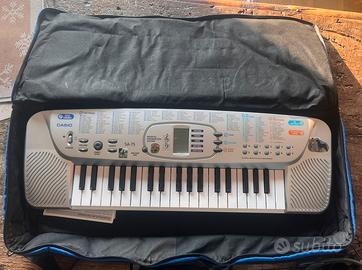 Pianola CASIO 100