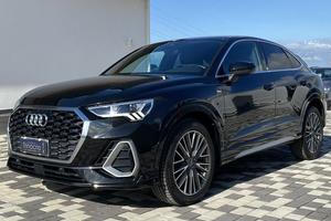 Audi Q3 SPB S Line interno ed esterno 2.0 TDI...
