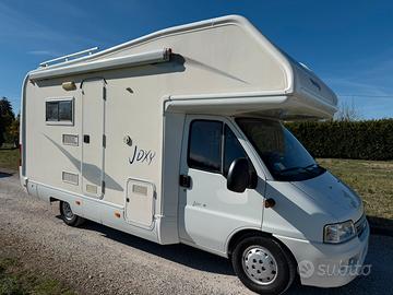 Ducato mansardato compatto Elnagh Joxy