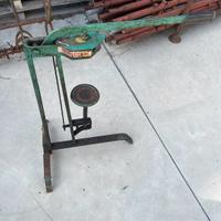 Attrezzo per vino