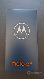 Smartphone  Motorola e22 