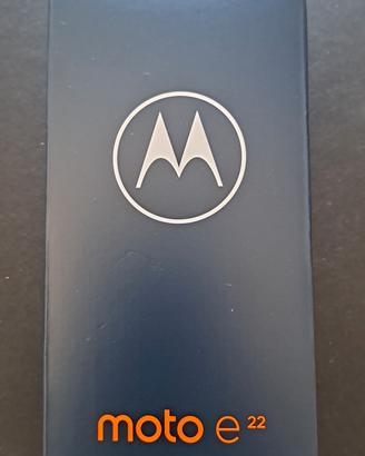 Smartphone  Motorola e22 