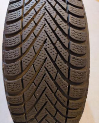 Gomme invernali Pirelli Cinturato 195/55 R16