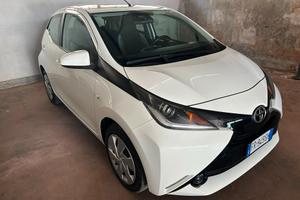 Toyota Aygo 1.0 VVT-i 72 CV 5 porte x-cool