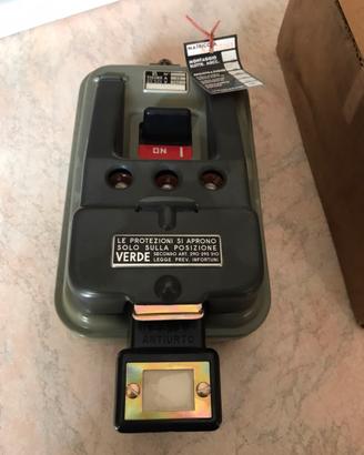 Interruttore antinfortunistica Ticino vintage