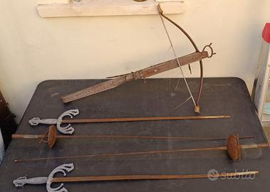 Lotto Armi Decorative Vintage: Balestra in Legno +