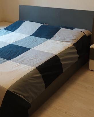 letto matrimoniale comodini e comò