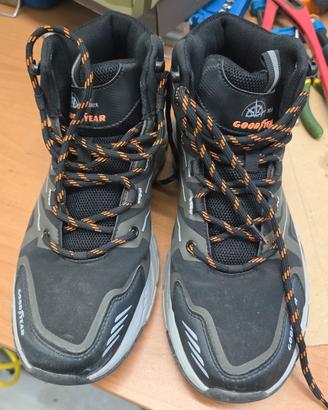 scarpe good year n42 trekking