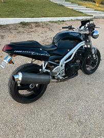 Triumph speed triple