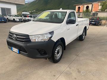 Toyota Hilux 2.4 D-4D 4WD 2 porte Single Cab Comfo