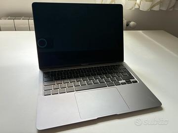 Apple Macbook Air 13” anno 2023