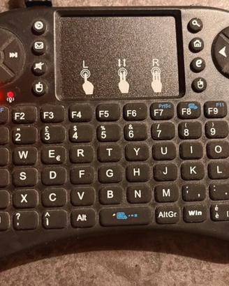 Mini tastiera wireless con touchpad