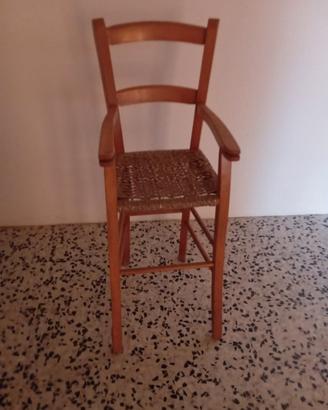 Seggiolone bambino/a di legno