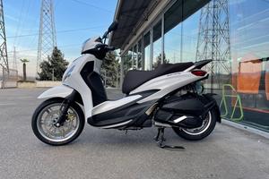 Piaggio Beverly 300