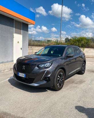 Peugeot 2008 PureTech 100 S&S Allure Navi Pack