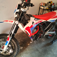 Motard fantic 125 4t