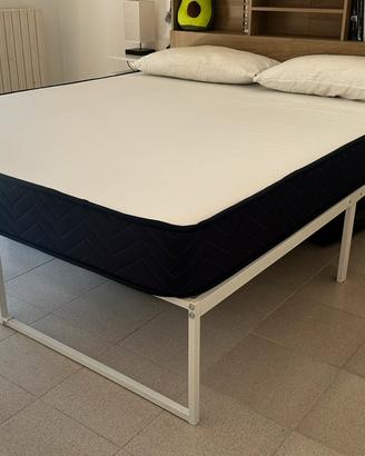 Struttura letto matrimoniale
