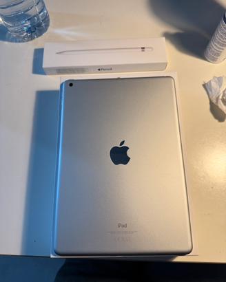 ipad 9th 64 gb con apple pencil e cover