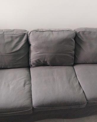 Divano 3 posti Ektorp Ikea