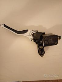 pompa freno anteriore 