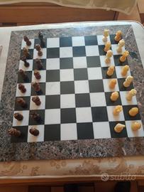 Scacchiera in marmo