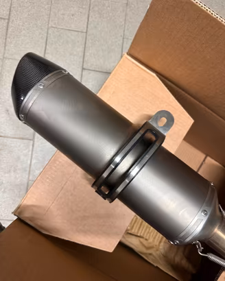 SC Project Oval Titanium Suzuki GSX-R 750/1000