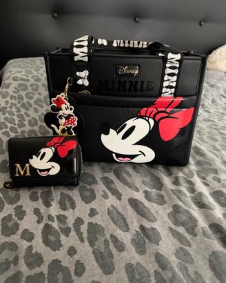 Borsa e portafoglio Disney