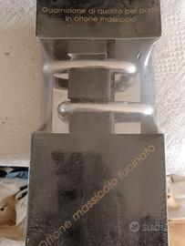 Maniglie in ottone massiccio