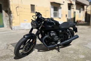 Moto Guzzi V7 IV - 2021