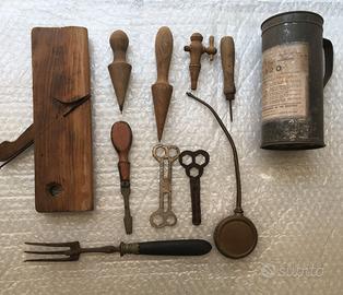 antichi attrezzi del nonno vedi foto