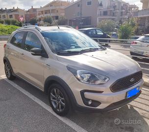 Ford Ka+ Active 1200 benzina