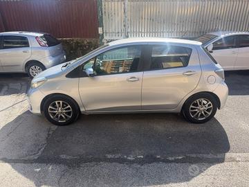 Toyota Yaris 1.3 5 porte Lounge