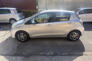 Toyota Yaris 1.3 5 porte Lounge