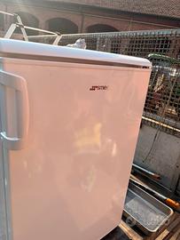 Freezer smeg