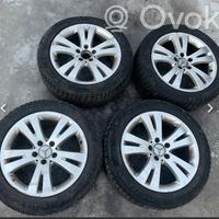 4 Cerchi Mercedes 17, gomme 95%