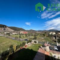 Indipendente loc. Commerciale E Giardino