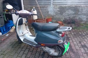 Piaggio Vespa 125 ET4 - 2001