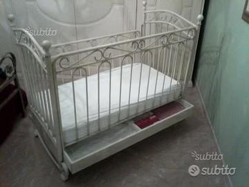 Culla in ferro battuto