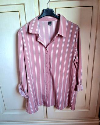 Camicia a righe rosa e bianca