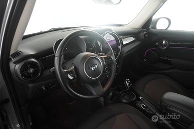 MINI Mini 5 porte (F55) 1.5 Cooper Essential 5 por