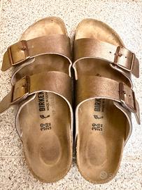 Sandali Birkenstock Arizona colore bronzo metalliz