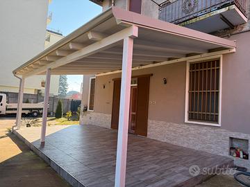 Tettoia ricovero auto