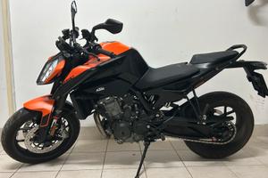 Ktm Duke 890
