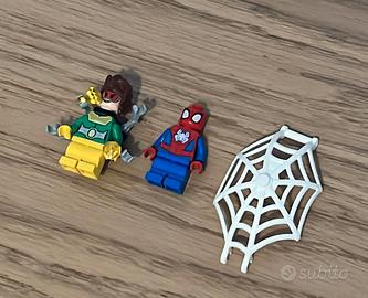 Minifigure Lego Marvel Spider-Man e Doc Ock con ra
