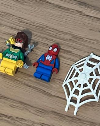 Minifigure Lego Marvel Spider-Man e Doc Ock con ra