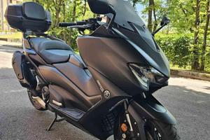 Tmax 560 black